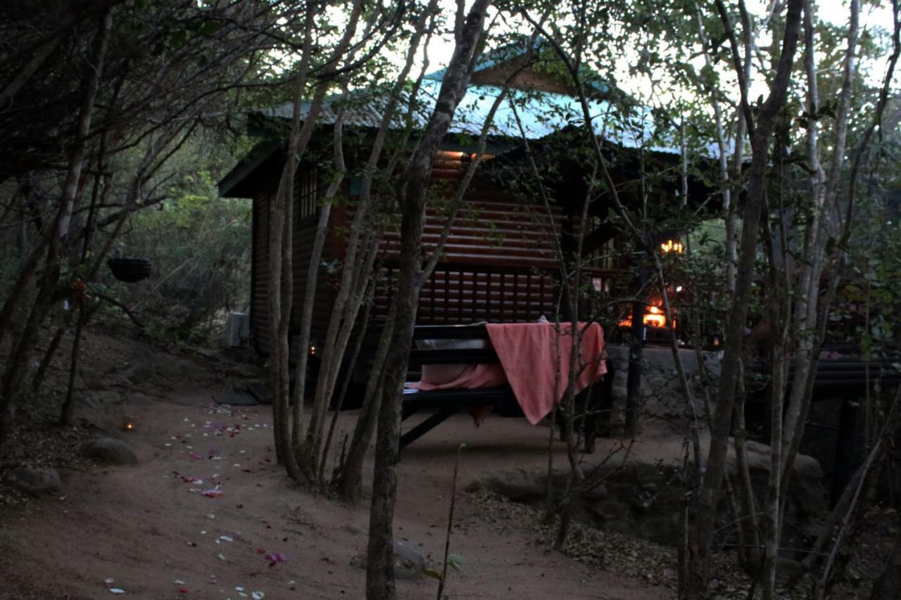 Thulamela Bed And Breakfast Хейзивью Экстерьер фото